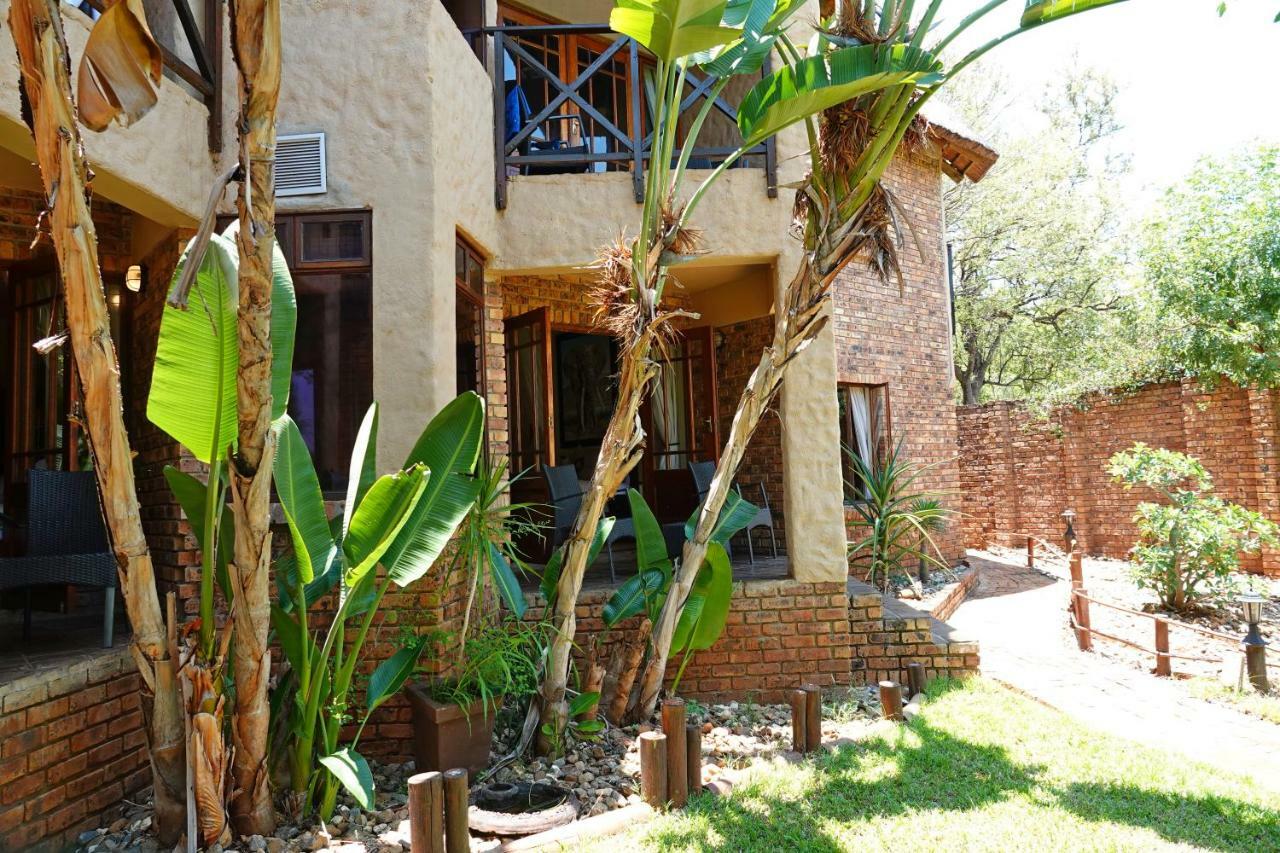 Crocodile Kruger Safari Lodge Marloth Park Bagian luar foto